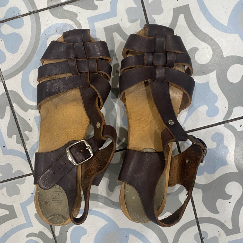 Black strapped Swedish clog sandals with heel
